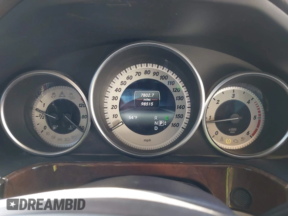 2014 Mercedes-Benz E-Class E 250 BlueTEC Luxury with VIN WDDHF0EB1EA873470, listed as a IAAI auction lot 41406978 with 98,515 mi miles. Bid and sale history available at carsss.com. Image 7.