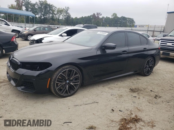 2021 BMW 5 Series M550i xDrive z VIN WBA13BK0XMCF46927, wystawiony jako Copart lot #72636684 z przebiegiem 31 044 mil mil oraz Czysty tytuł • Clean title. Historia ofert i sprzedaży dostępna na DreamBid. Obrazek 1.