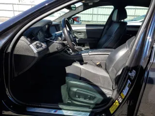 2016 BMW 5 Series 550i xDrive с VIN WBAKP9C56GD980219, выставлен на аукционе Copart как лот 49330955 с пробегом 86 513 миль миль и Списание • Salvage title. История ставок и продаж доступна на DreamBid. Изображение 7.