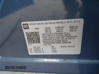 2024 Chevrolet Equinox LT with VIN 3GNAXKEG8RL329134, listed as a IAAI auction lot 41910999 with 8,616 mi miles. Bid and sale history available at carsss.com. Image 9.