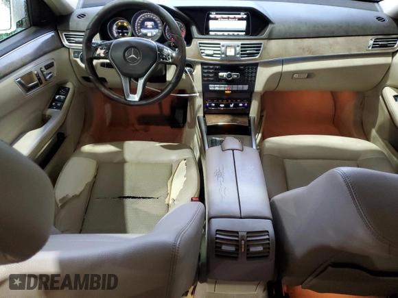 2014 Mercedes-Benz E 400 Sport with VIN WDDHF9FBXEA936424, listed as a Copart auction lot 83331224 with 194,689 mi miles and Salvage Title. Bid and sale history available at DreamBid. Image 8.