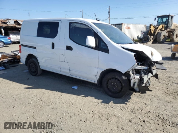 2018 Nissan NV200 SV z VIN 3N6CM0KNXJK700111, wystawiony jako Copart lot #53747595 z przebiegiem Nie podano mil oraz Szkoda całkowita • Salvage title. Historia ofert i sprzedaży dostępna na DreamBid. Obrazek 4.