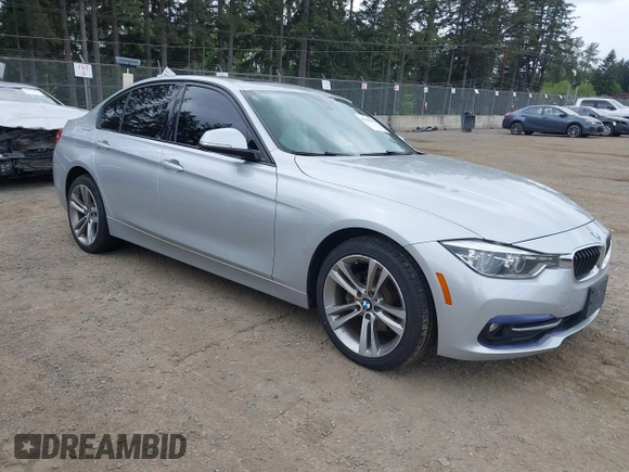 2017 BMW 3 Series 320i xDrive с VIN WBA8A3C36HK692592, выставлен на аукционе IAAI как лот 42218917 с пробегом 72 344 миль миль и . История ставок и продаж доступна на DreamBid. Изображение 1.