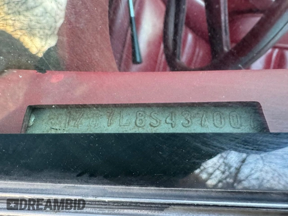 1978 Chevrolet Corvette z VIN 1Z87L8S437007, wystawiony jako Copart lot #89359805 z przebiegiem 84 490 mil mil oraz Czysty tytuł • Clean title. Historia ofert i sprzedaży dostępna na DreamBid. Obrazek 10.