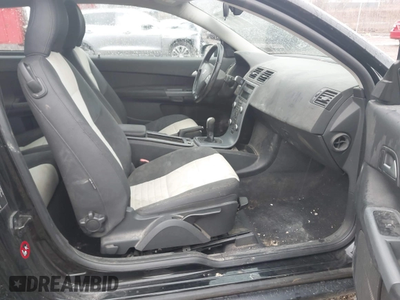 2013 Volvo C30 T5 z VIN YV1672MK8D2305313, wystawiony jako IAAI lot #41715681 z przebiegiem 191 887 mil mil oraz . Historia ofert i sprzedaży dostępna na DreamBid. Obrazek 5.