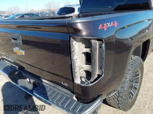 2019 Chevrolet Silverado 1500 LT with VIN 2GCVKPEC1K1149309, listed as a IAAI auction lot 41860141 with 133,790 mi miles and . Bid and sale history available at DreamBid. Image 6.