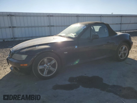 2002 BMW Z3 2.5i with VIN 4USCN33452LM05698, listed as a Copart auction lot 75881734 with 192,998 mi miles and Salvage Title. Bid and sale history available at carsss.com. Image 1.