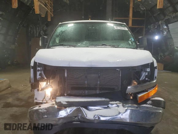 2017 Chevrolet Express Cargo Van with VIN 1GCZGHFG0H1347453, listed as a Copart auction lot 87755795 with 131,831 mi miles and Salvage Title. Bid and sale history available at carsss.com. Image 5.