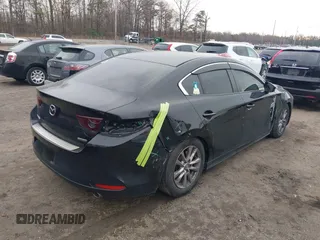 2021 Mazda 3 S с VIN 3MZBPAAL8MM201924, выставлен на аукционе IAAI как лот 40977248 с пробегом 89 894 миль миль и . История ставок и продаж доступна на DreamBid. Изображение 4.