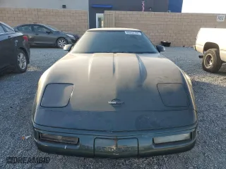 1994 Chevrolet Corvette with VIN 1G1YY22P2R5113040, listed as a Copart auction lot 83253754 with 178,544 mi miles and Clean Title. Bid and sale history available at carsss.com. Image 5.