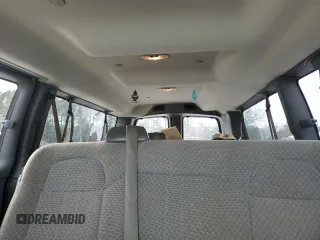 2019 Chevrolet Express Passenger LT с VIN 1GAZGPFG6K1214321, выставлен на аукционе Copart как лот 41398235 с пробегом 109 557 миль миль и Списание • Salvage title. История ставок и продаж доступна на DreamBid. Изображение 10.