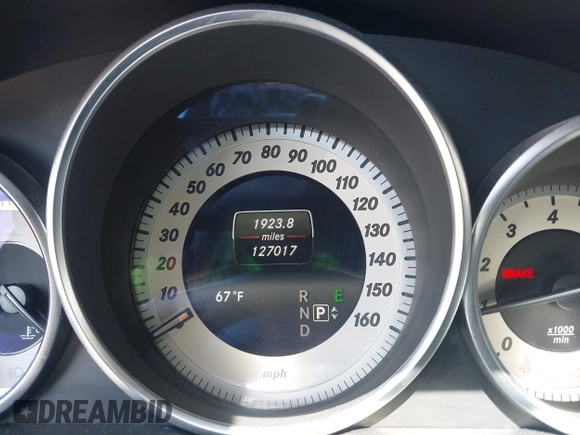 2015 Mercedes-Benz E 350 Sport with VIN WDDHF5KB9FB096047, listed as a IAAI auction lot 42169904 with 127,017 mi miles and . Bid and sale history available at DreamBid. Image 7.