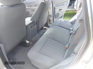 2006 Jeep Grand Cherokee Laredo with VIN 1J4GS48K56C260532, listed as a IAAI auction lot 42607110 with 153,110 mi miles and . Bid and sale history available at DreamBid. Image 8.
