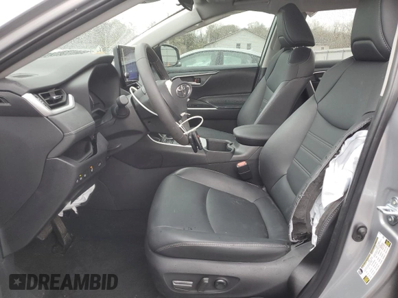 2023 Toyota RAV4 XLE Premium with VIN 2T3A1RFV6PC391915, listed as a Copart auction lot 52755755 with 14,663 mi miles and Salvage title. Bid and sale history available at DreamBid. Image 7.