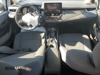 2022 Toyota Corolla LE with VIN 5YFEPMAE2NP341092, listed as a Copart auction lot 53640665 with 52,696 mi miles and Salvage Title. Bid and sale history available at carsss.com. Image 8.