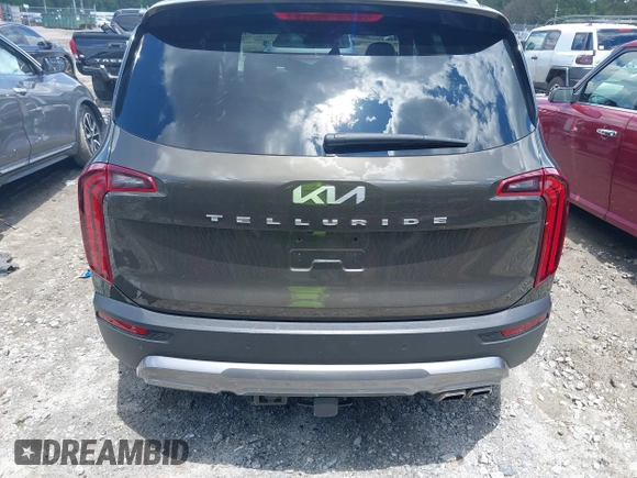 2022 Kia Telluride SX with VIN 5XYP5DHC3NG306763, listed as a IAAI auction lot 42267394 with 110,000 mi miles and . Bid and sale history available at DreamBid. Image 16.