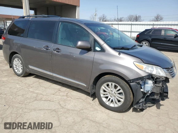 2013 Toyota Sienna XLE AAS with VIN 5TDYK3DC6DS402319, listed as a Copart auction lot 49848965 with 157,201 mi miles and Salvage Title. Bid and sale history available at carsss.com. Image 4.