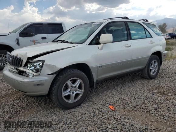 2002 Lexus RX 300 with VIN JTJGF10U620139619, listed as a Copart auction lot 71085684 with 218,040 mi miles and Salvage Title. Bid and sale history available at carsss.com. Image 1.