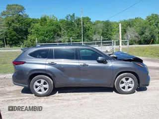 2021 Toyota Highlander L with VIN 5TDZZRAH3MS034975, listed as a IAAI auction lot 39170135 with 86,052 mi miles and . Bid and sale history available at DreamBid. Image 13.