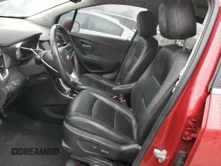 2018 Chevrolet Trax Premier with VIN 3GNCJRSB9JL151881, listed as a Copart auction lot 84056074 with 47,608 mi miles and Salvage Title. Bid and sale history available at carsss.com. Image 7.