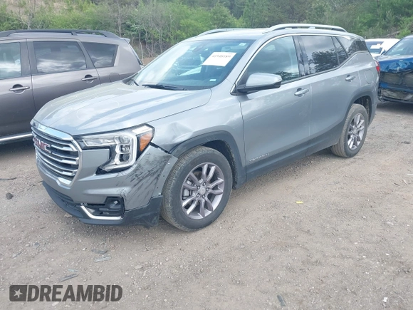 2023 GMC Terrain SLT z VIN 3GKALPEG1PL263433, wystawiony jako IAAI lot #41948189 z przebiegiem 49 072 mil mil oraz . Historia ofert i sprzedaży dostępna na DreamBid. Obrazek 2.