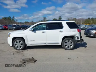 2014 GMC Terrain Denali z VIN 2GKFLZE38E6307217, wystawiony jako IAAI lot #41877533 z przebiegiem 20 679 mil mil oraz . Historia ofert i sprzedaży dostępna na DreamBid. Obrazek 14.