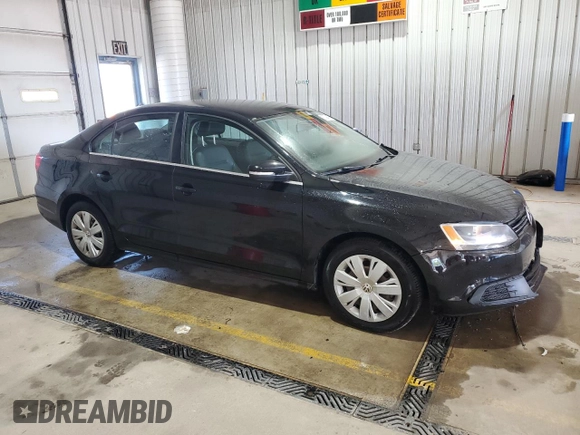 2013 Volkswagen Jetta SE with VIN 3VWDP7AJ1DM435252, listed as a Copart auction lot 57394895 with 174,993 mi miles and Salvage title. Bid and sale history available at DreamBid. Image 4.