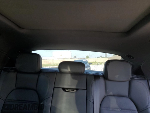 2021 Porsche Macan S with VIN WP1AB2A54MLB32797, listed as a Copart auction lot 57525655 with 30,031 mi miles and Salvage title. Bid and sale history available at DreamBid. Image 10.