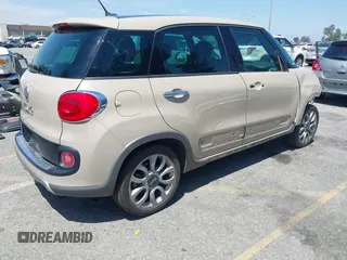2015 FIAT 500L Urbana Trekking z VIN ZFBCFADH2FZ033204, wystawiony jako IAAI lot #42267755 z przebiegiem 41 175 mil mil oraz . Historia ofert i sprzedaży dostępna na DreamBid. Obrazek 4.