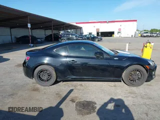 2014 Scion FR-S z VIN JF1ZNAA11E8702526, wystawiony jako IAAI lot #42068499 z przebiegiem 79 312 mil mil oraz . Historia ofert i sprzedaży dostępna na DreamBid. Obrazek 12.