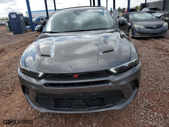 2024 Dodge Hornet GT with VIN ZACNDFAN3R3A13248, listed as a Copart auction lot 49352605 with 25,596 mi miles and Salvage Title. Bid and sale history available at carsss.com. Image 5.