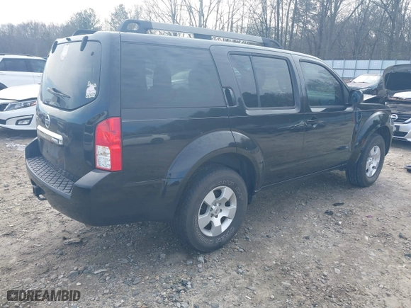 2012 Nissan Pathfinder SV with VIN 5N1AR1NNXCC637514, listed as a IAAI auction lot 41271820 with 208,224 mi miles. Bid and sale history available at carsss.com. Image 4.