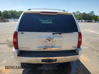 2009 Chevrolet Tahoe LTZ с VIN 1GNFC33009R171376, выставлен на аукционе Copart как лот 52502895 с пробегом 240 712 миль миль и Списание • Salvage title. История ставок и продаж доступна на DreamBid. Изображение 6.