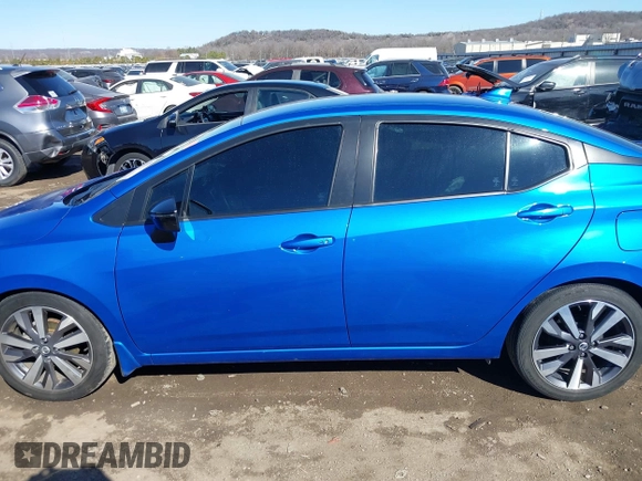 2020 Nissan Versa SR with VIN 3N1CN8FV9LL894736, listed as a IAAI auction lot 41671100 with 53,039 mi miles. Bid and sale history available at carsss.com. Image 14.