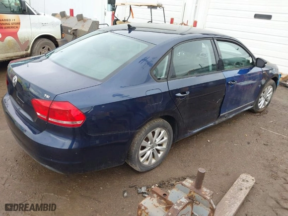 2015 Volkswagen Passat 1.8T S with VIN 1VWAT7A35FC006183, listed as a IAAI auction lot 40901588 with 138,030 mi miles. Bid and sale history available at carsss.com. Image 4.