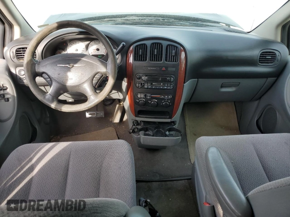 2006 Chrysler Town & Country LWB LX with VIN 2A4GP44R96R888850, listed as a Copart auction lot 79219044 with 323,180 mi miles and Non Repairable. Bid and sale history available at carsss.com. Image 8.