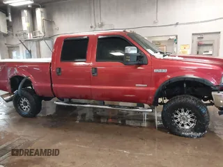 2002 Ford Super Duty F-250 XL with VIN 1FTNW21F52EB32227, listed as a IAAI auction lot 41589142 with 204,441 mi miles. Bid and sale history available at carsss.com. Image 13.