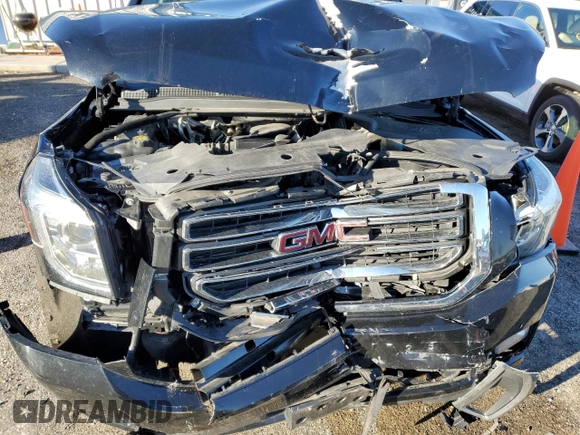 2017 GMC Yukon XL SLE with VIN 1GKS2FKC7HR191134, listed as a Copart auction lot 86133454 with 138,555 mi miles and Non Repairable. Bid and sale history available at carsss.com. Image 12.