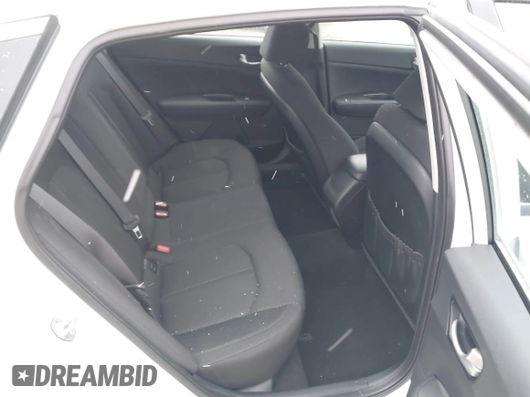 2017 Kia Optima LX with VIN KNAGT4L30H5159907, listed as a IAAI auction lot 41565872 with 84,537 mi miles. Bid and sale history available at carsss.com. Image 8.