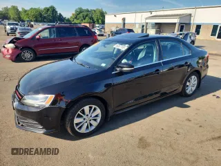 2015 Volkswagen Jetta SE с VIN 3VWD17AJ9FM295939, выставлен на аукционе Copart как лот 66067185 с пробегом 85 431 миль миль и Списание • Salvage title. История ставок и продаж доступна на DreamBid. Изображение 1.