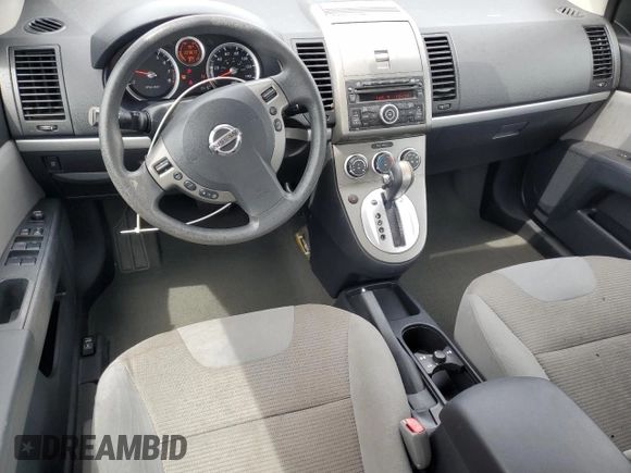 2011 Nissan Sentra S z VIN 3N1AB6AP3BL617933, wystawiony jako Copart lot #56425975 z przebiegiem 107 877 mil mil oraz Szkoda całkowita • Salvage title. Historia ofert i sprzedaży dostępna na DreamBid. Obrazek 8.