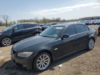 2011 BMW 3 Series 328i xDrive z VIN WBAPK5G57BNN30721, wystawiony jako Copart lot #54138535 z przebiegiem 145 049 mil mil oraz Szkody całkowita. Historia ofert i sprzedaży dostępna na DreamBid. Obrazek 1.