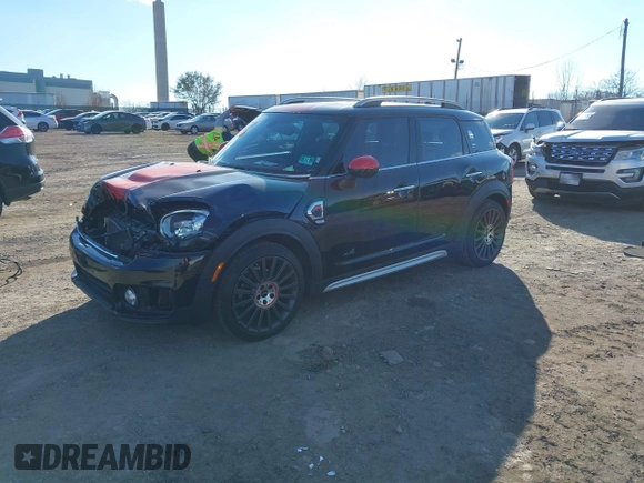 2018 MINI Countryman Cooper with VIN WMZYV5C35J3E03434, listed as a IAAI auction lot 40998800 with 133,501 mi miles and . Bid and sale history available at DreamBid. Image 17.