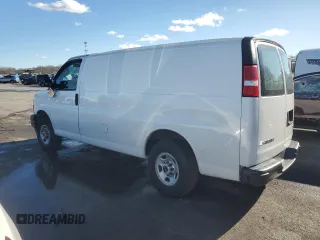 2019 GMC Savana Cargo Van with VIN 1GTW7AFP6K1216710, listed as a Copart auction lot 86695534 with 74,555 mi miles and Salvage Title. Bid and sale history available at carsss.com. Image 2.