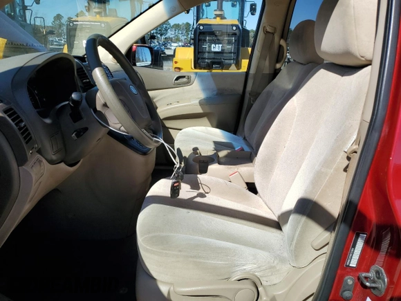 2008 Kia Sedona LX with VIN KNDMB233986211364, listed as a Copart auction lot 48524445 with 148,762 mi miles and Non Repairable. Bid and sale history available at carsss.com. Image 7.