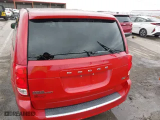 2012 Dodge Grand Caravan SXT with VIN 2C4RDGCG3CR408077, listed as a IAAI auction lot 41532827 with 170,716 mi miles. Bid and sale history available at carsss.com. Image 16.