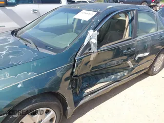 2003 Honda Accord LX z VIN 1HGCM56373A101567, wystawiony jako IAAI lot #42040412 z przebiegiem 259 739 mil mil oraz . Historia ofert i sprzedaży dostępna na DreamBid. Obrazek 6.