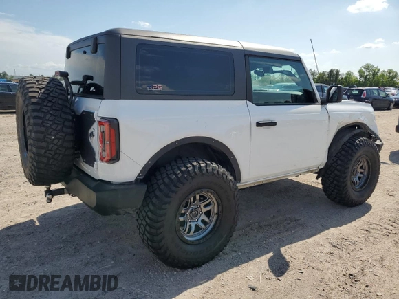 2022 Ford Bronco with VIN 1FMDE5AHXNLB04386, listed as a Copart auction lot 51952215 with 36,839 mi miles and Salvage title. Bid and sale history available at DreamBid. Image 3.