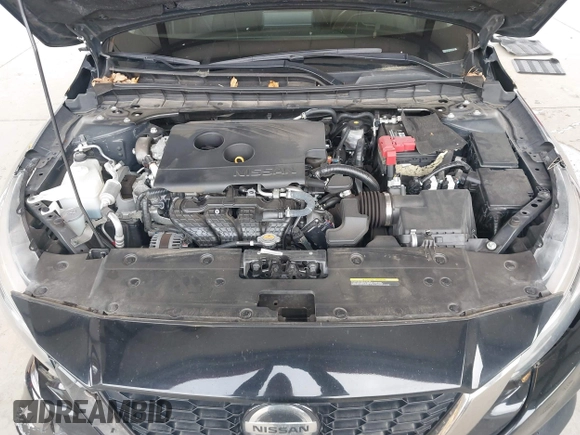 2019 Nissan Altima 2.5 SR with VIN 1N4BL4CV8KC245537, listed as a IAAI auction lot 41808203 with 101,419 mi miles. Bid and sale history available at carsss.com. Image 10.