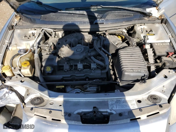 2002 Chrysler Sebring LXi with VIN 1C3EL55R82N301949, listed as a Copart auction lot 81320054 with 136,892 mi miles and Salvage Title. Bid and sale history available at carsss.com. Image 11.